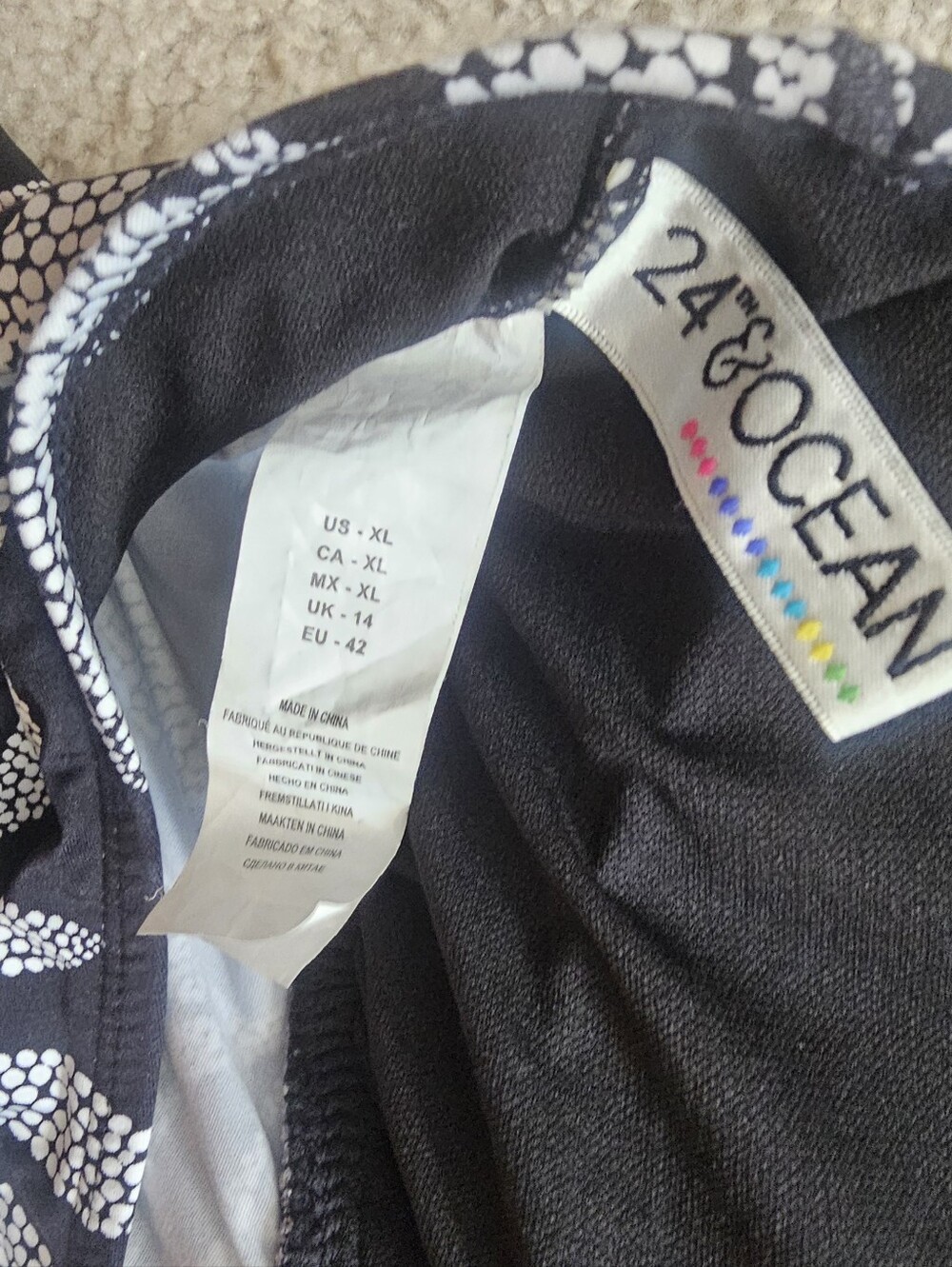 24th & Ocean "Mosaic Leaf" Strappy High Neck Tankini Top. Size XL - Picture 6 of 12
